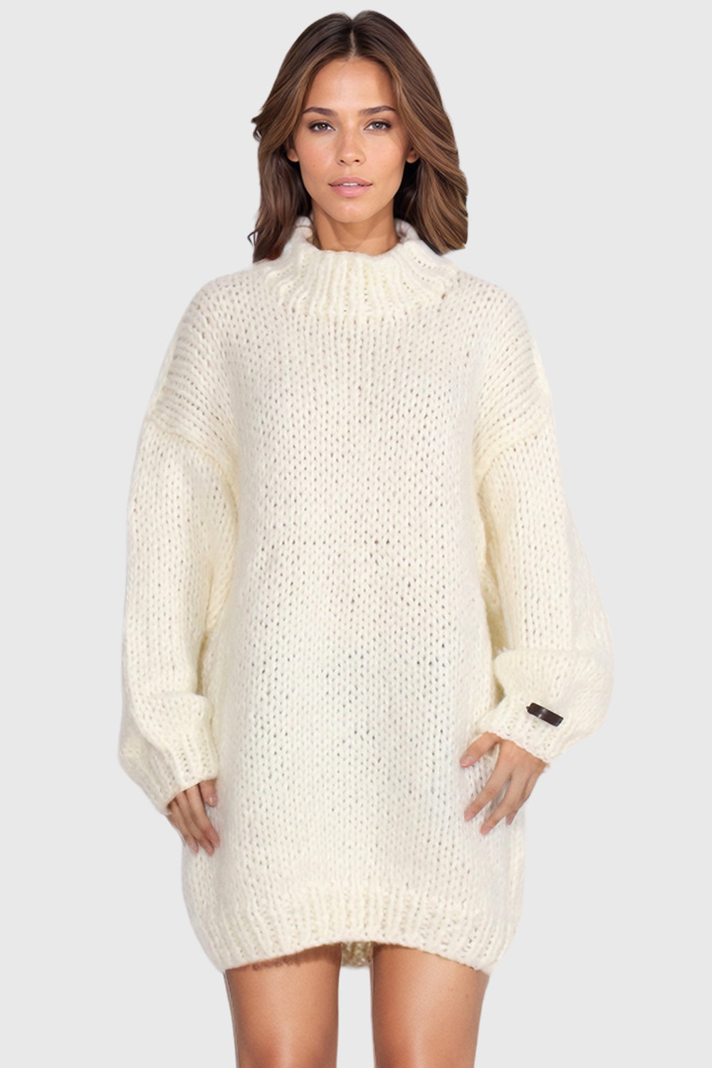 Oversized strikket sweater med rund halsudskæring - hvid