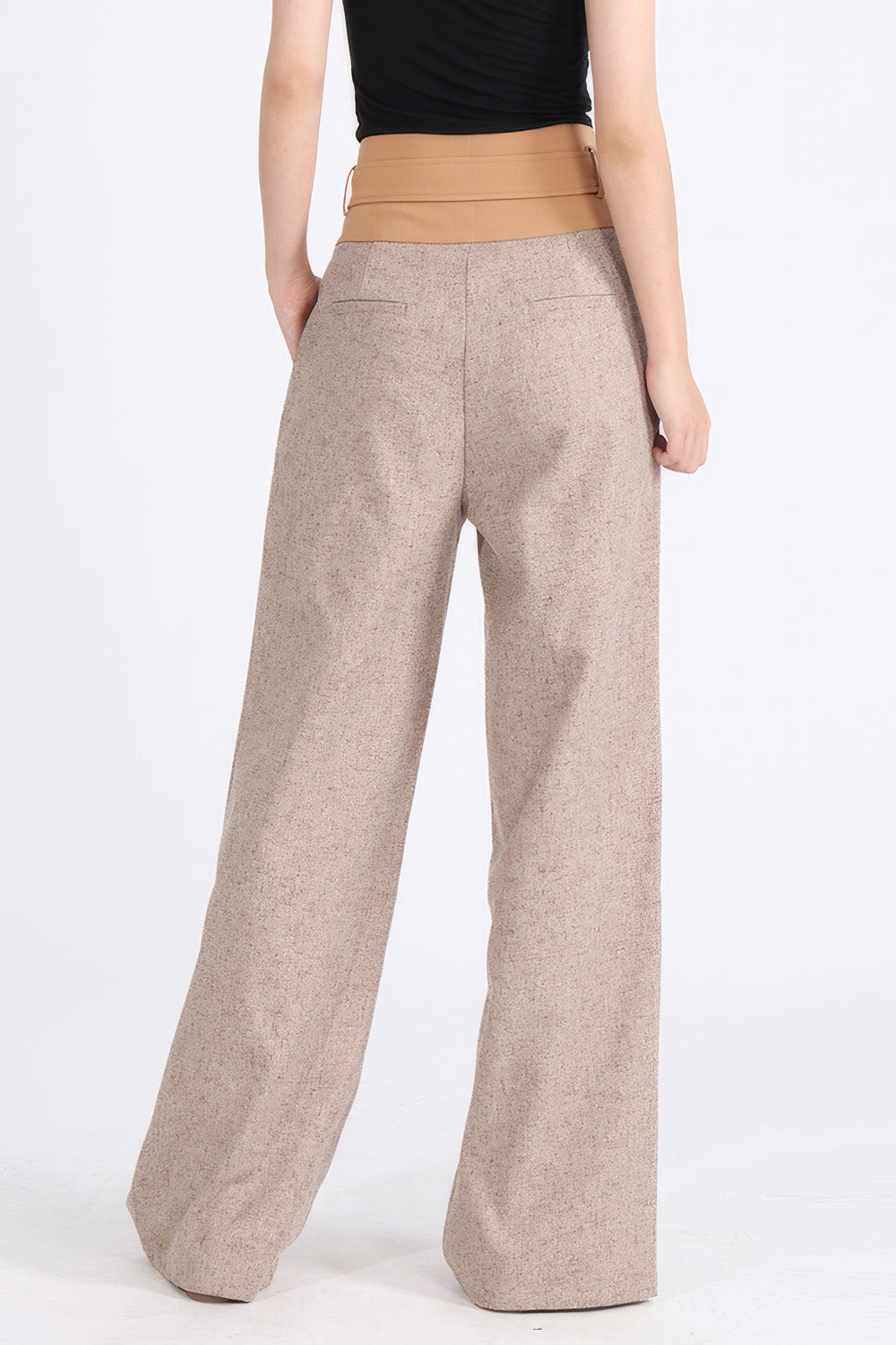 Wide Trousers with Belt and Irregular Closure - Brown