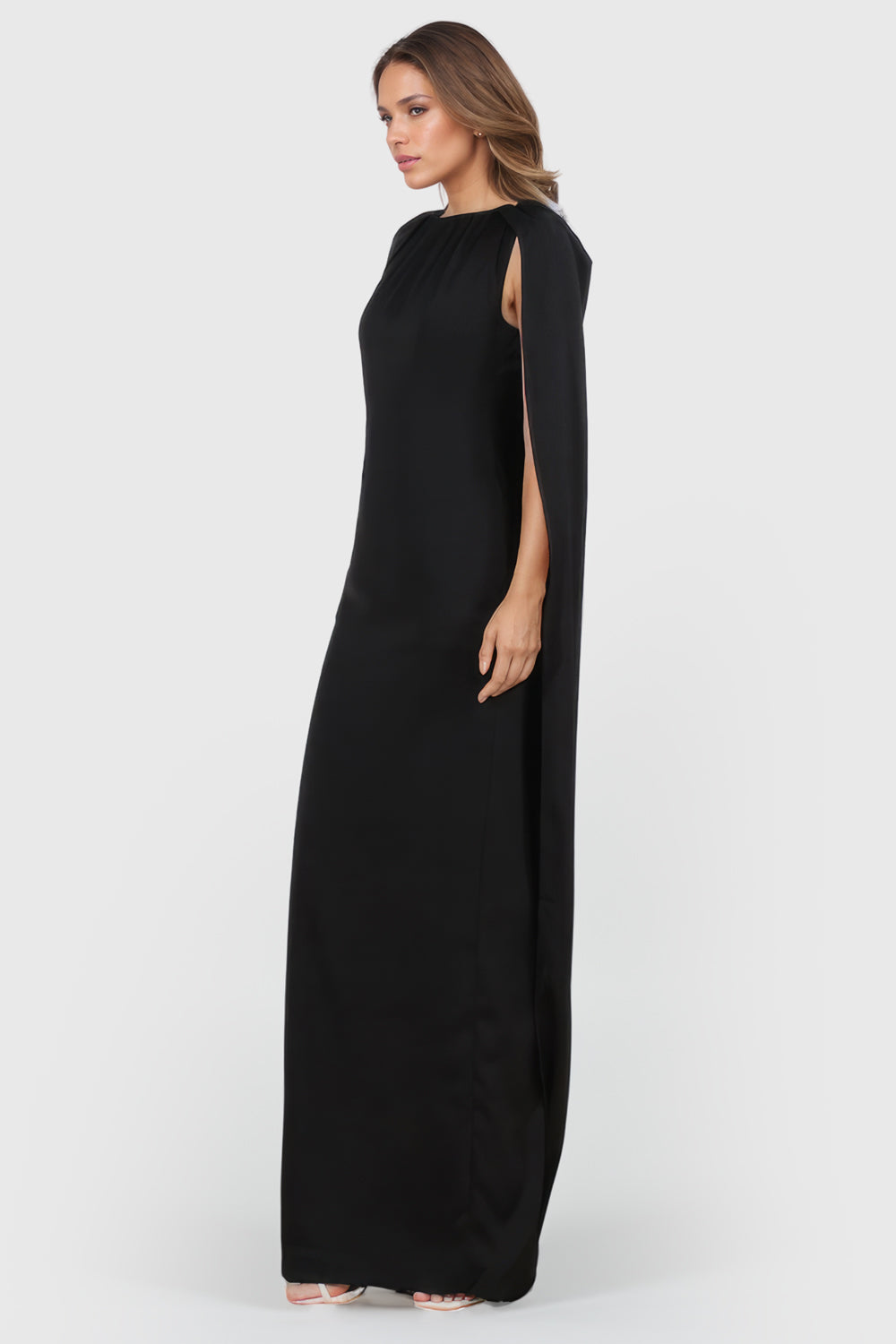 Maxi Vestido de Capa - Negro